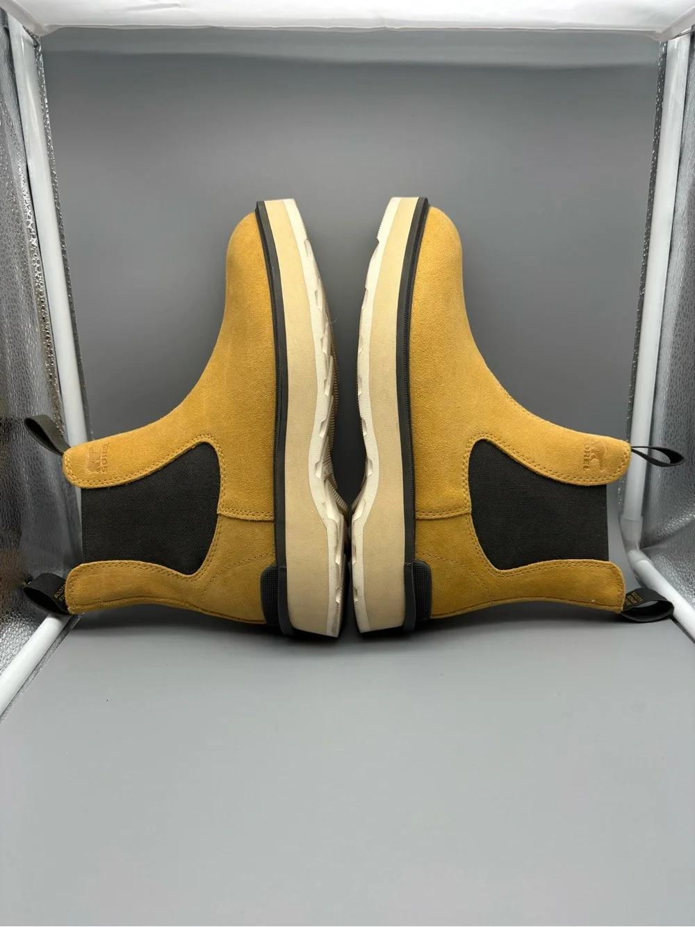 Sorel | Hi-Line Chelsea Boots - Geo Yellow Black ; Womens 8.5